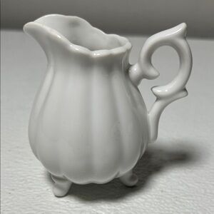 Vintage Individual Creamer or Pitcher 3 Legs Snowhite Regency Line